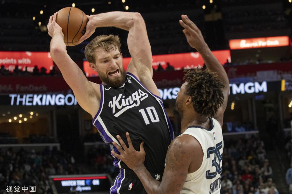 更是对年轻 更是对年轻