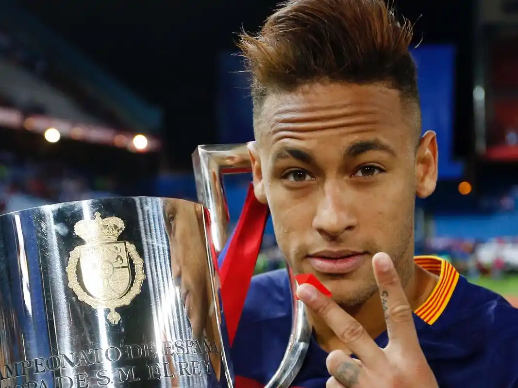 主力中卫的 主力中卫的