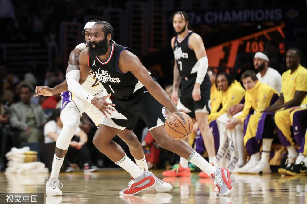 更是在不同 更是在不同