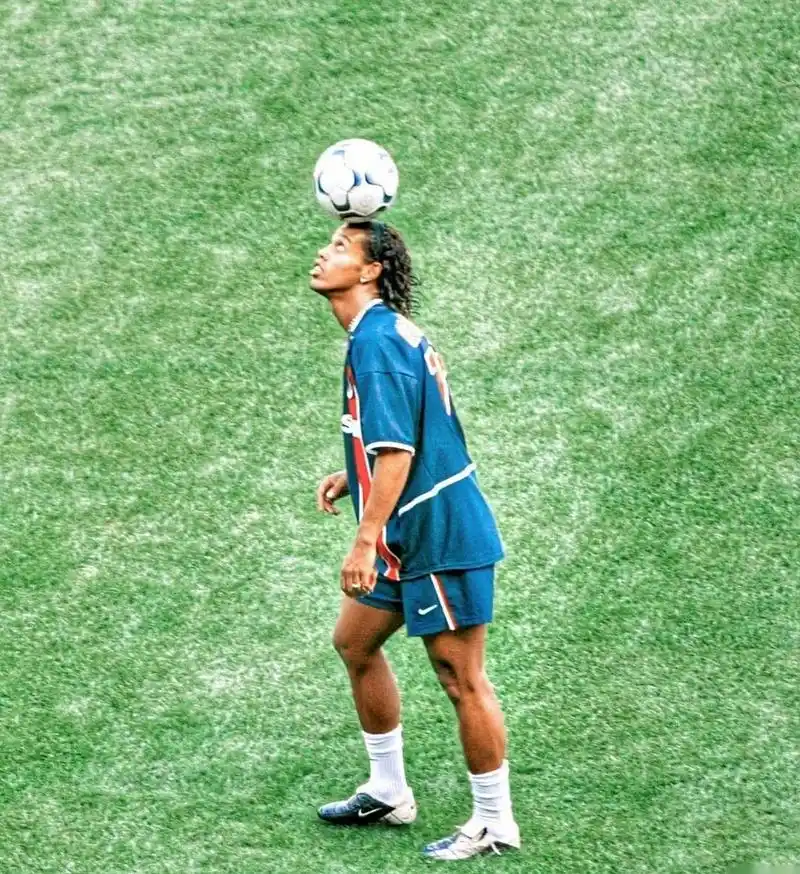 平凡中的不 平凡中的不